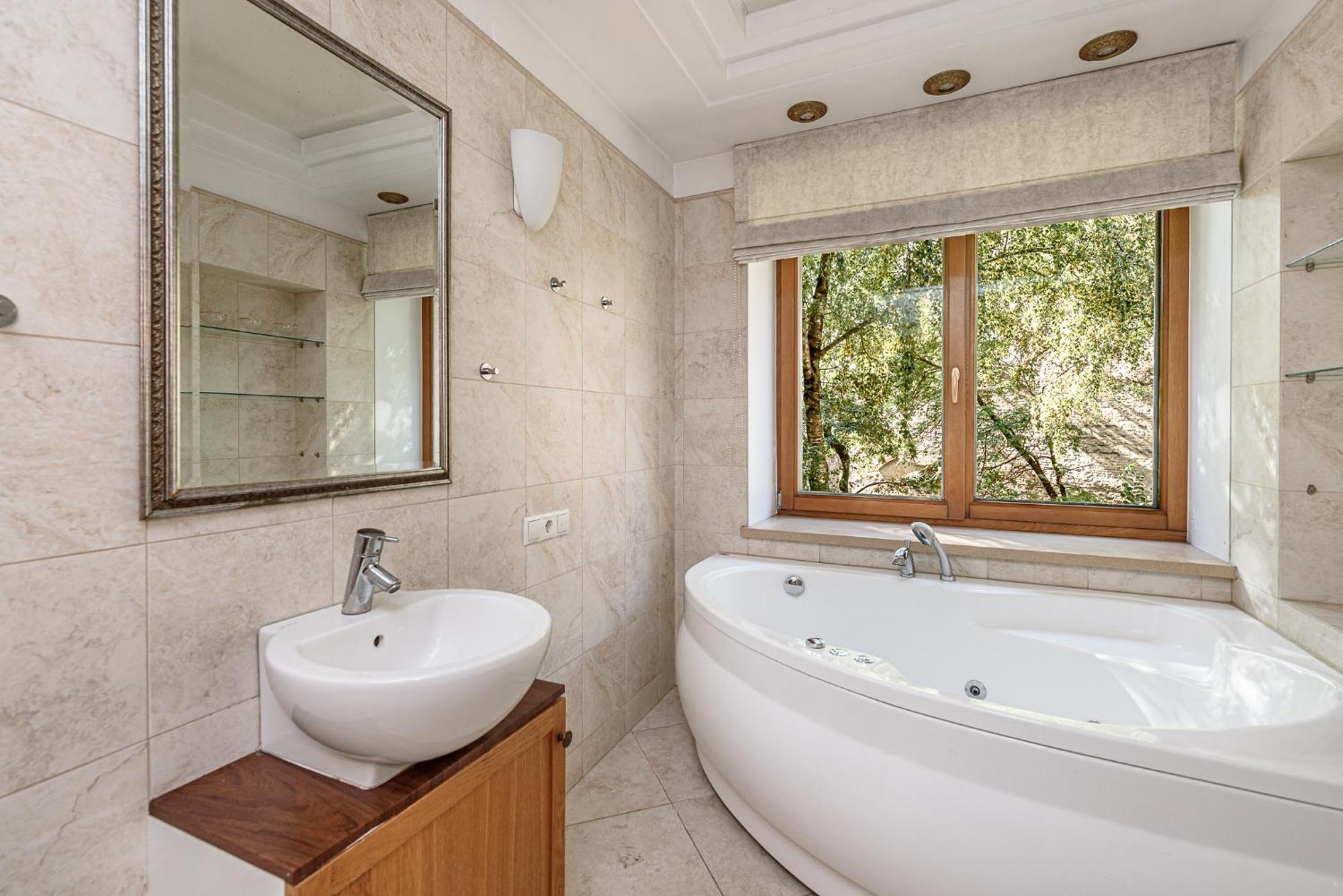 Jacuzzi Apartments X Free Parking X Self Check-In 24X7 By H&H VNO Extérieur photo